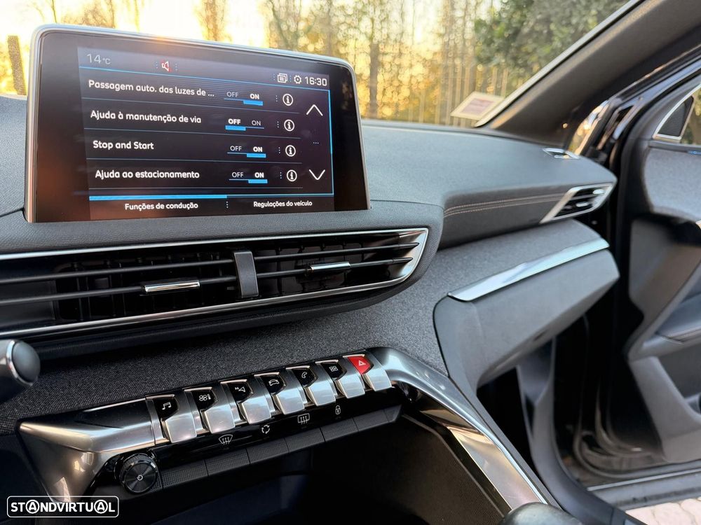 Peugeot 3008 1.2 PureTech GT Line - 32