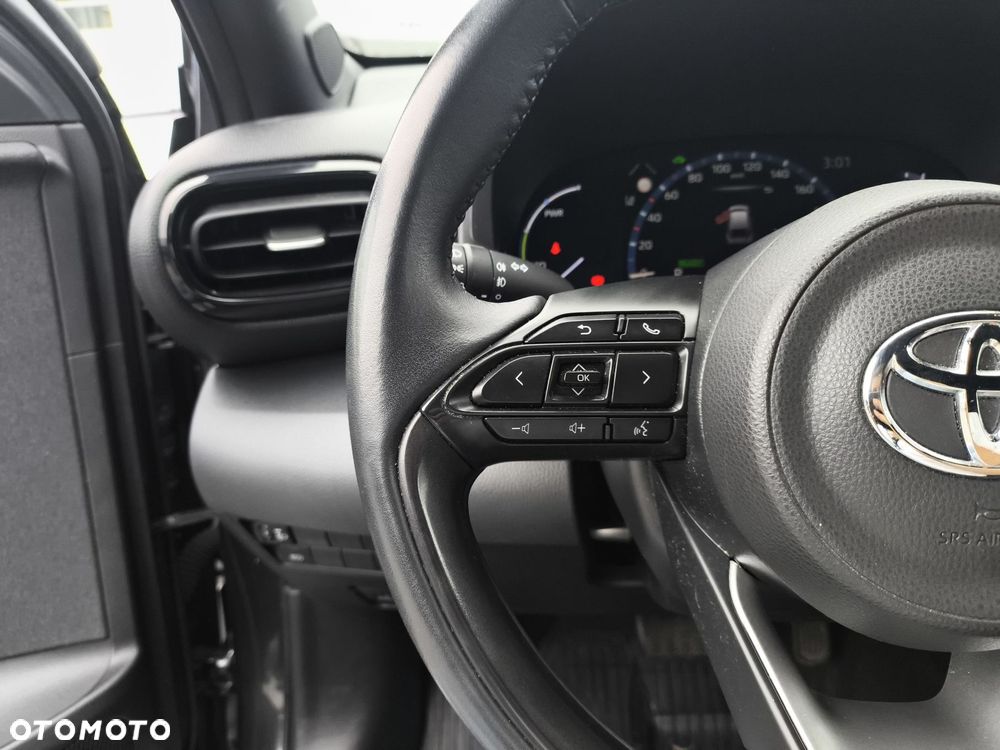 Toyota Yaris Cross Hybrid 1.5 Comfort - 17