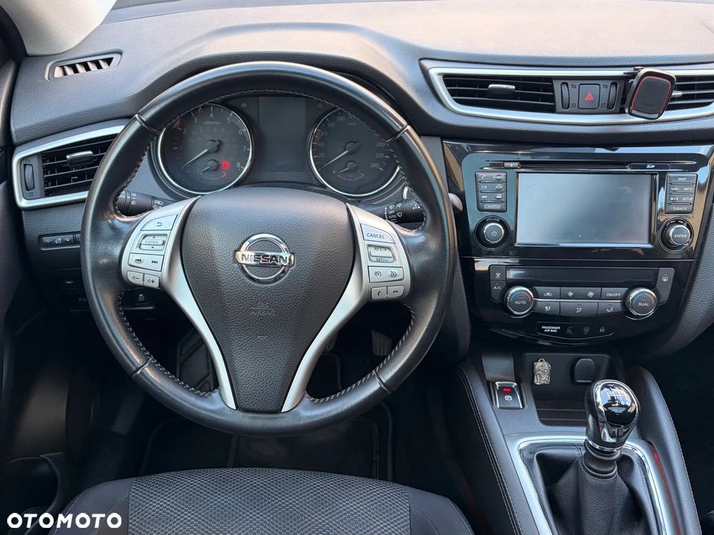 Nissan Qashqai 1.6 DIG-T N-Connecta - 17
