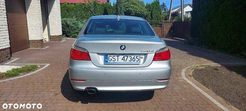 BMW Seria 5 520d - 4