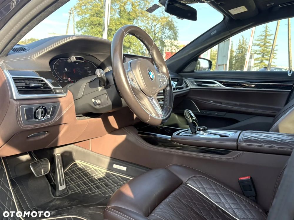 BMW Seria 7 750Ld xDrive sport - 11