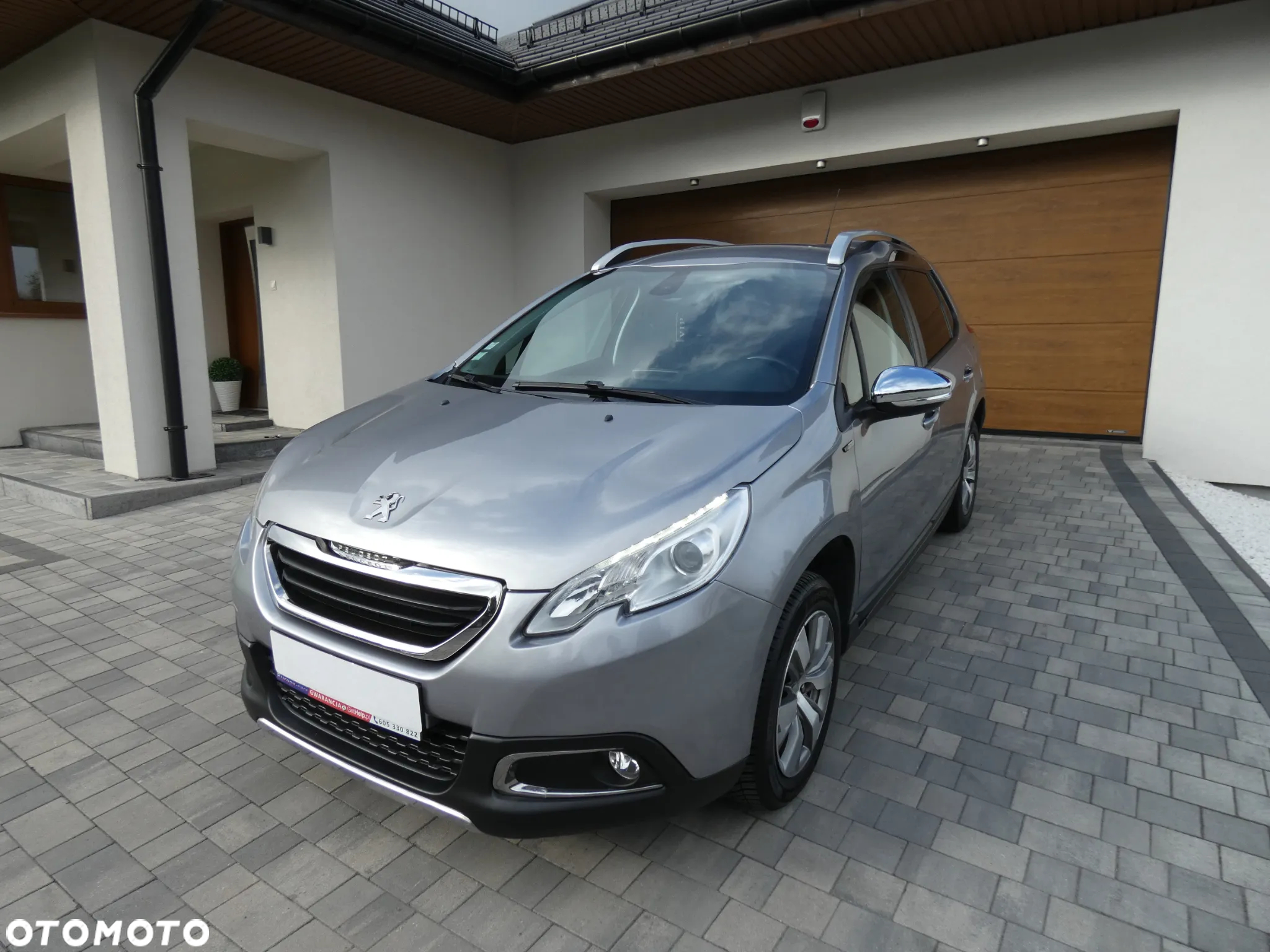 Peugeot 2008 - 4