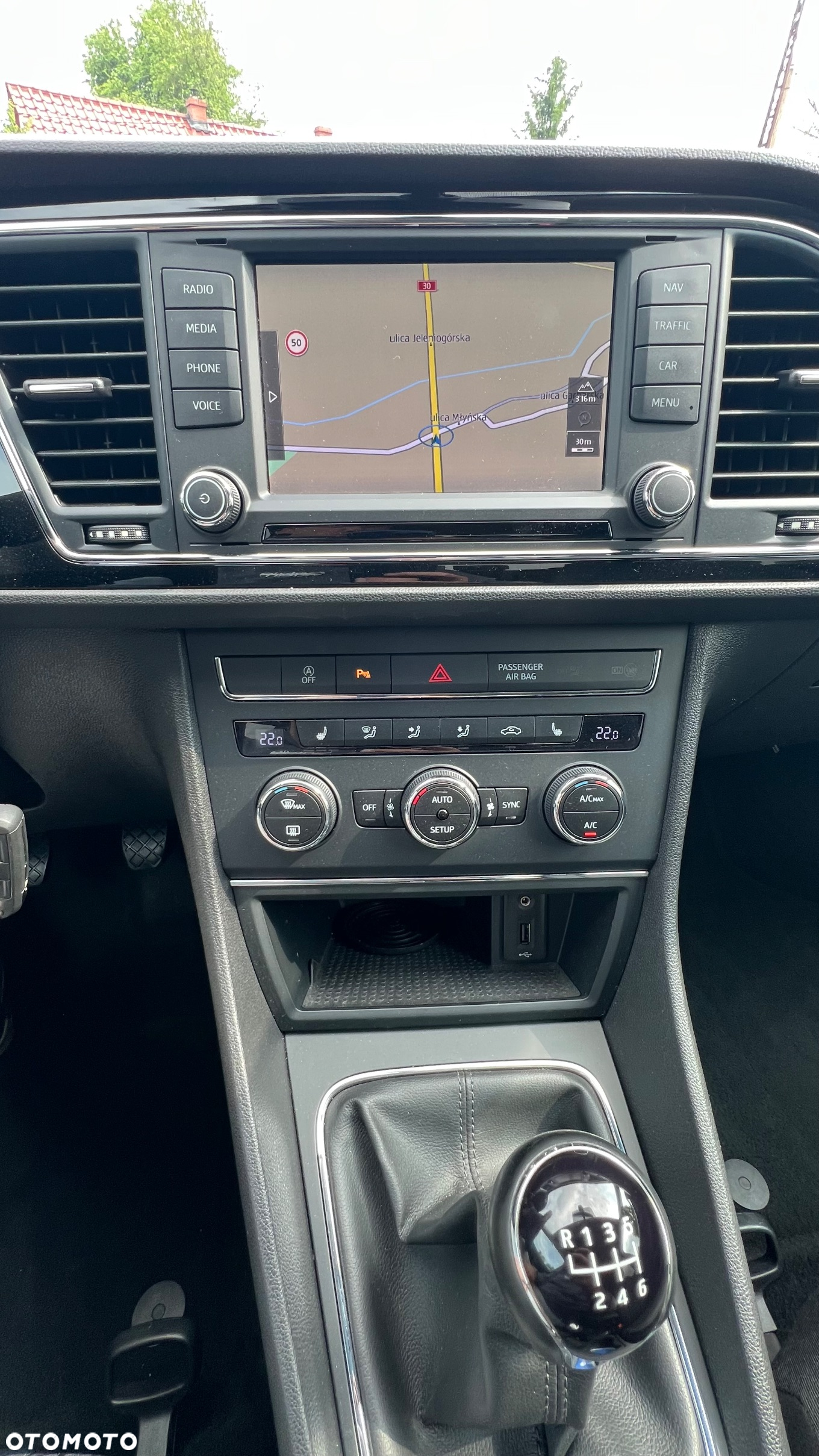 Seat Leon Sportstourer 2.0 TDI Style - 16