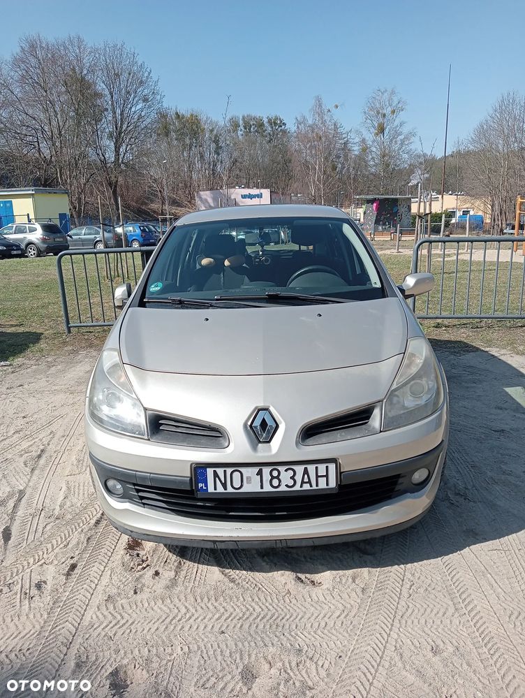 Renault Clio 1.2 16V Expression - 7