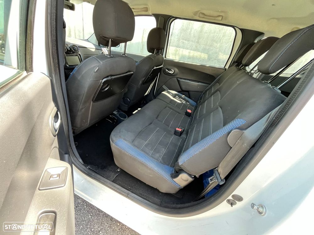 Dacia Lodgy 1.5 Blue dCi Stepway 7L - 5