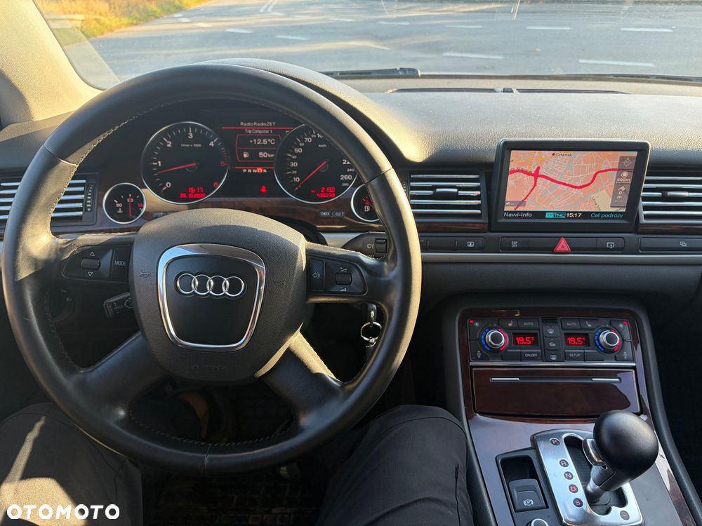 Audi A8 - 23