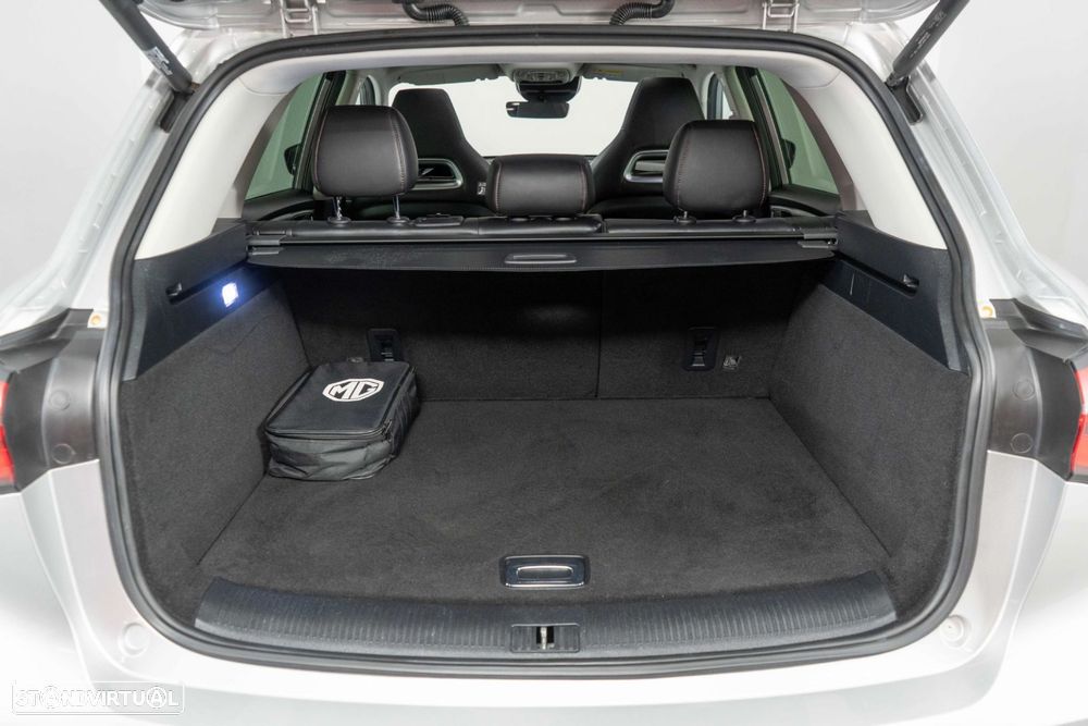 MG EHS 1.5 T-GDI Plug-in Hybrid Luxury - 14