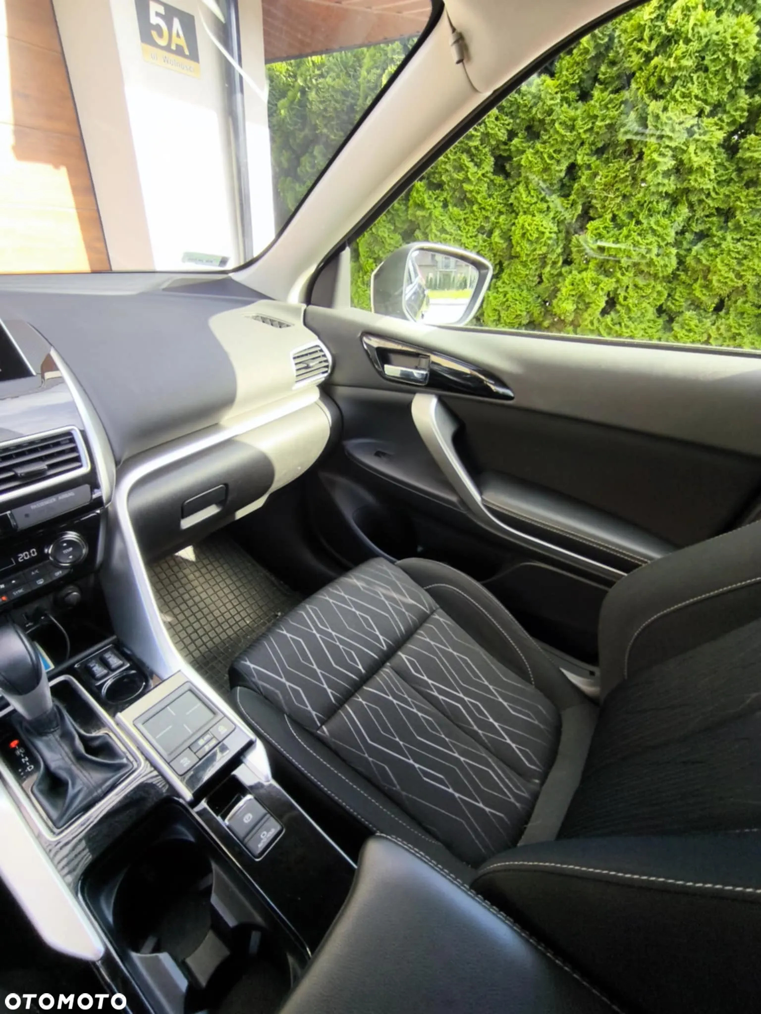 Mitsubishi Eclipse Cross 1.5 T GPF Intense Plus CVT - 3