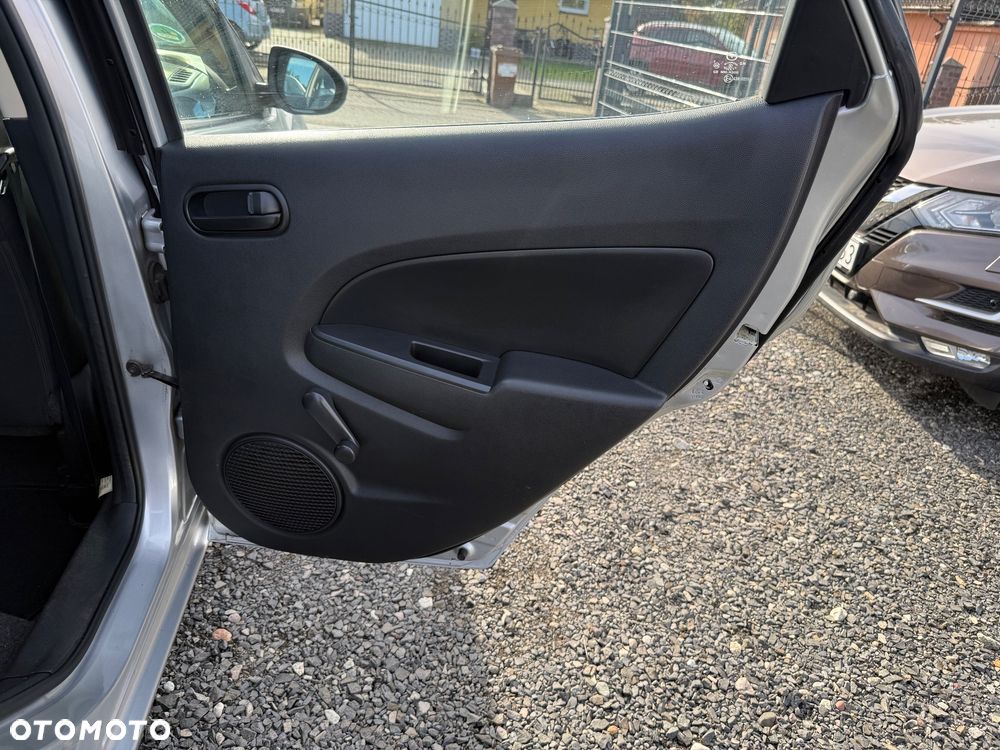 Mazda 2 - 14