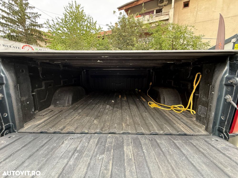 Chevrolet Silverado - 14