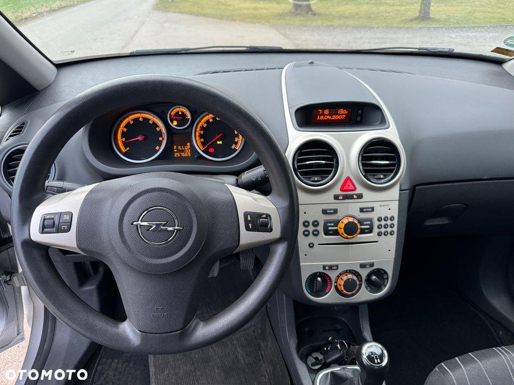 Opel Corsa 1.2 16V Catch me - 22