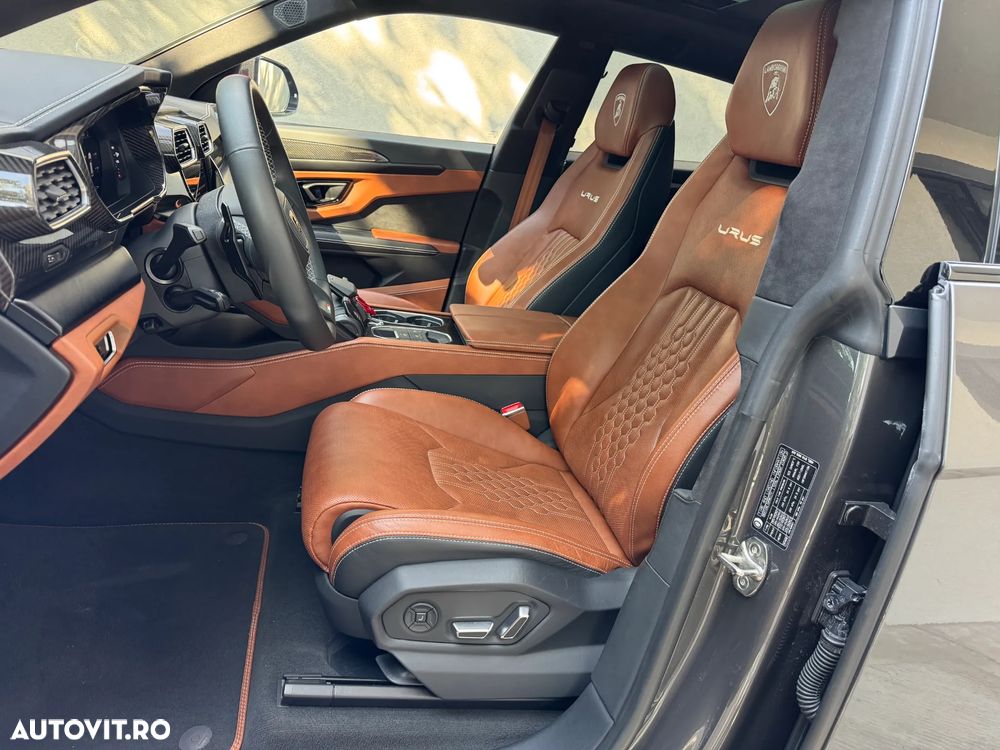Lamborghini URUS - 7