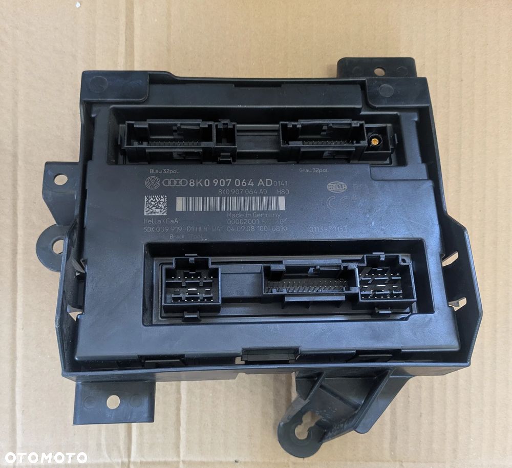 Moduł komfortu Audi A4 B8 8K0907064AD - 1