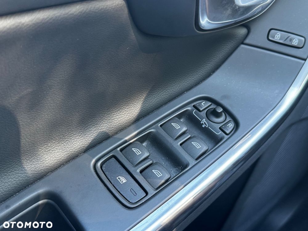 Volvo S60 D3 Geartronic Kinetic - 14