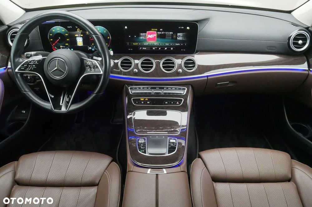 Mercedes-Benz Klasa E - 8