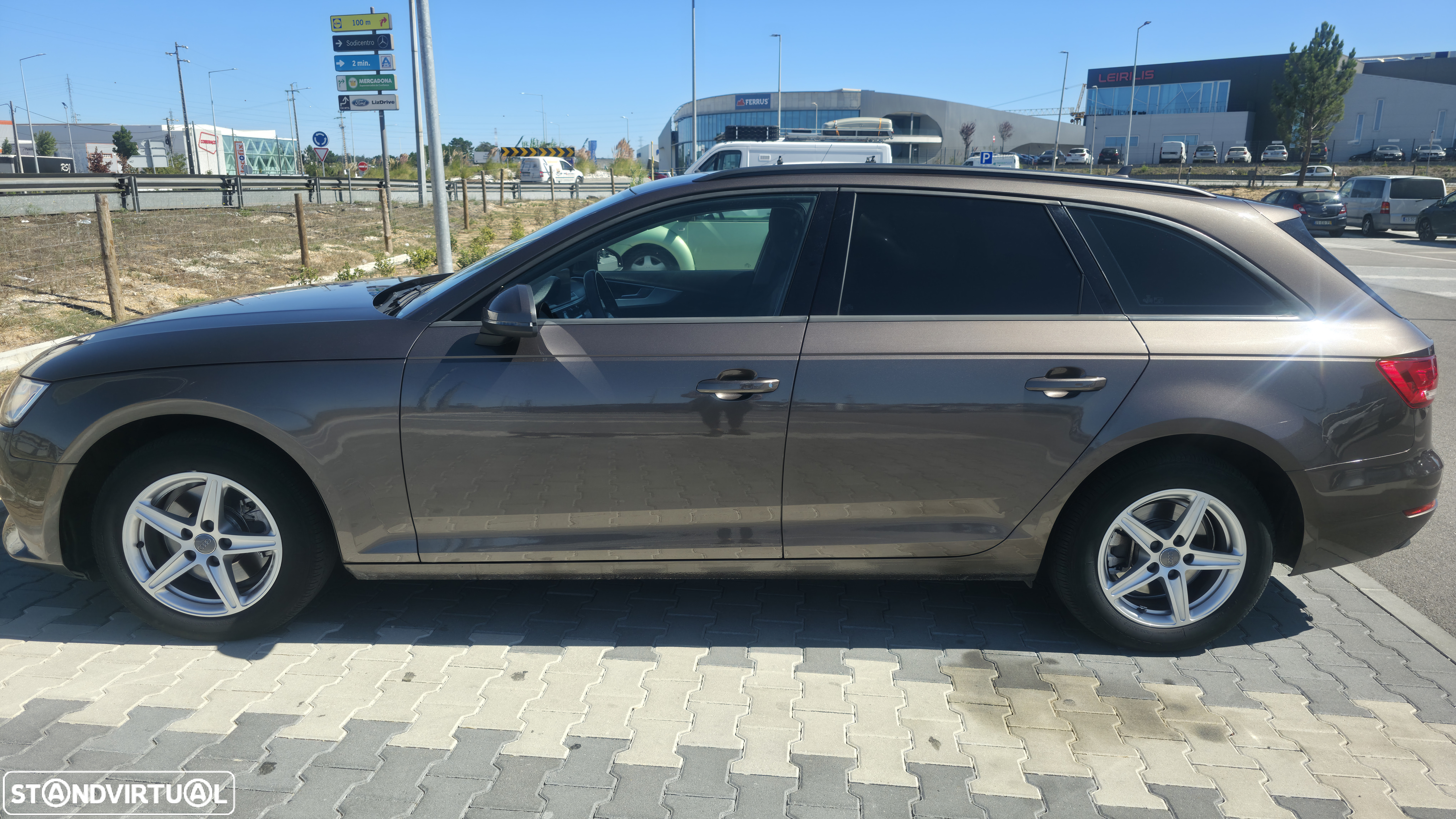 Audi A4 Avant 2.0 TDI Advance S tronic - 4