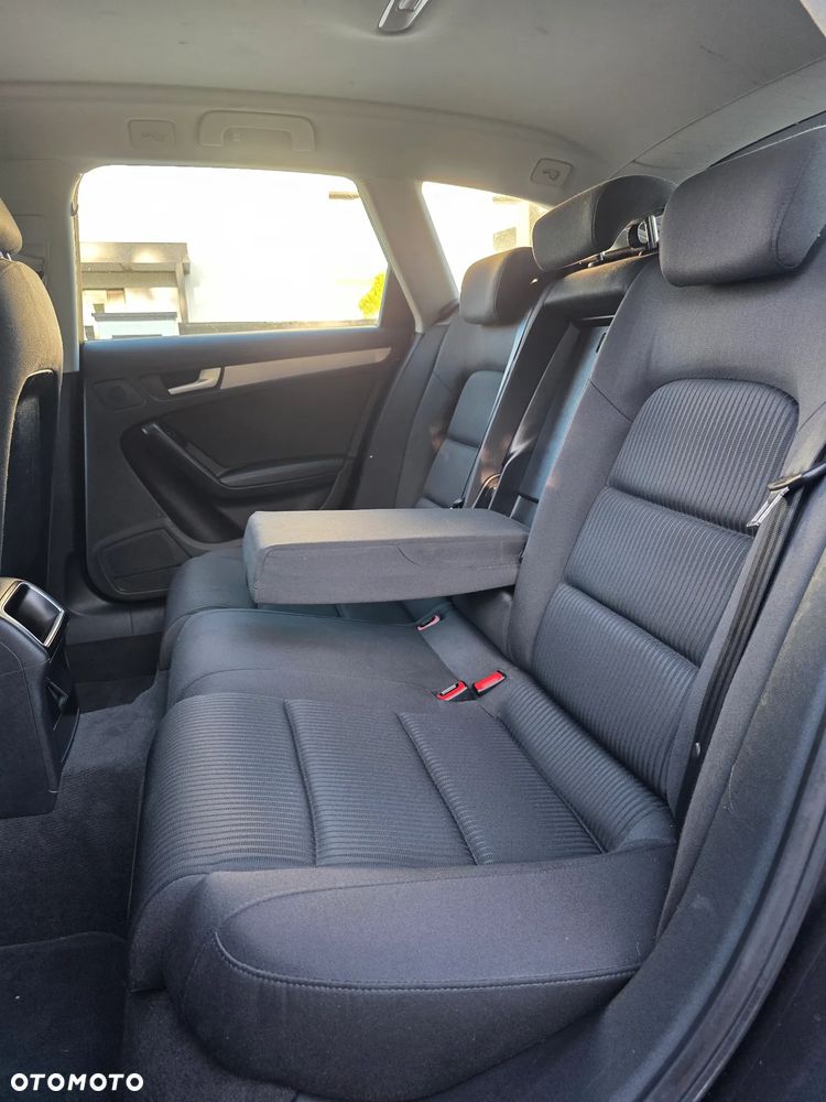 Audi A4 Avant - 31