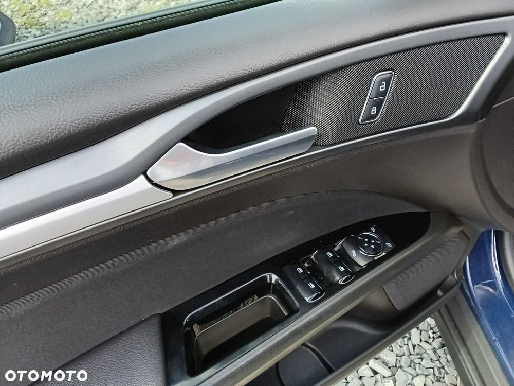 Ford Mondeo - 16