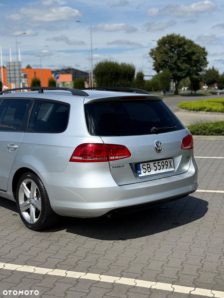 Volkswagen Passat 1.6 TDI Comfortline - 19