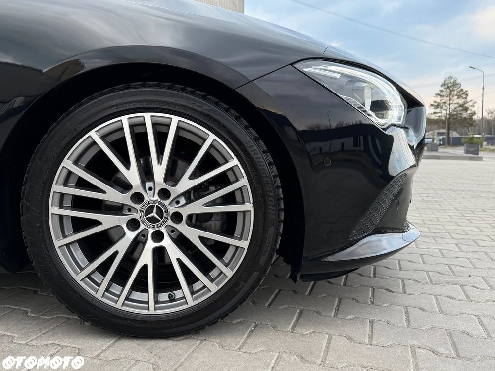 Mercedes-Benz CLA 180 7G-DCT Progressive Line Advanced - 23