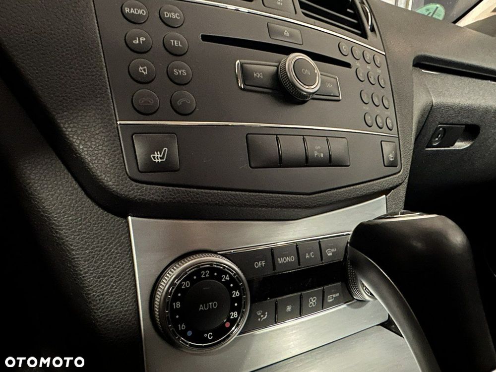 Mercedes-Benz Klasa C 200 7G-TRONIC Avantgarde Edition - 14