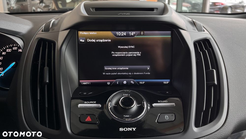 Ford Kuga 2.0 TDCi 4x4 Titanium - 27