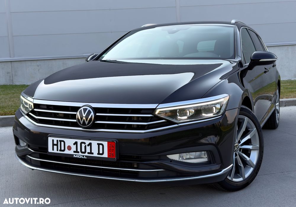 Volkswagen Passat 2.0 TDI SCR DSG Elegance - 1