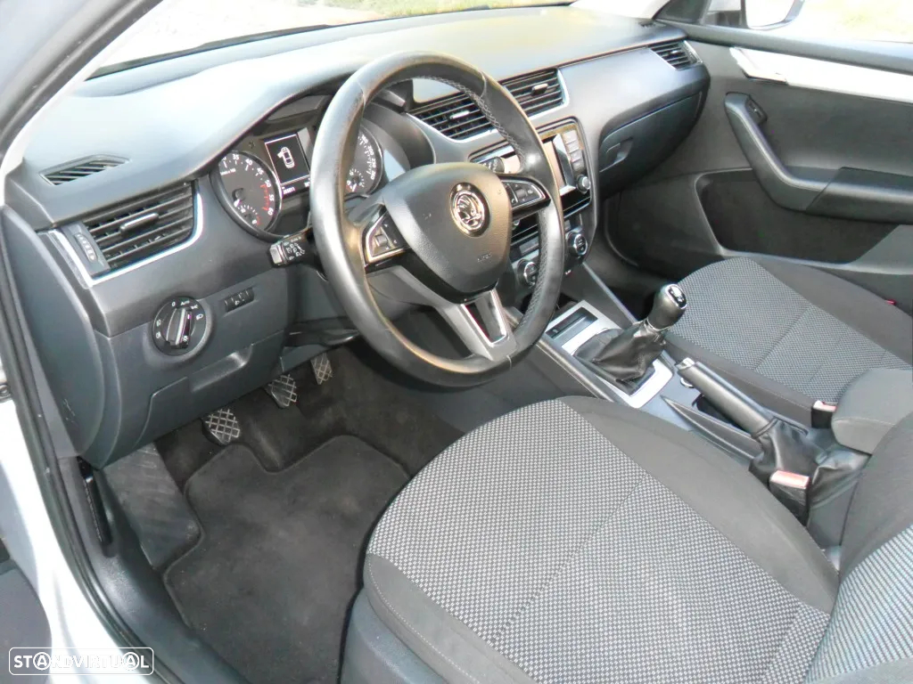 Skoda Octavia 1.6 TDI Elegance - 18