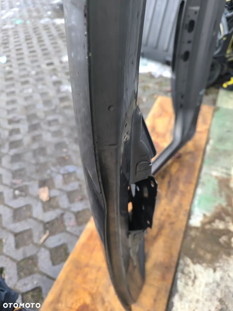 kapa tył bagażnika ford C max 10> - 9