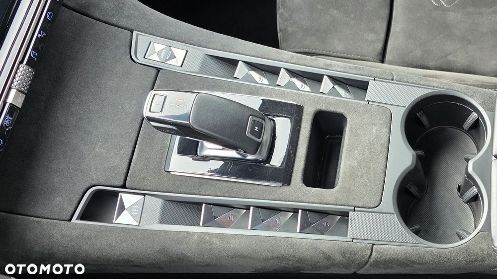 DS Automobiles DS 7 Crossback 2.0 BlueHDi Performance Line + - 21