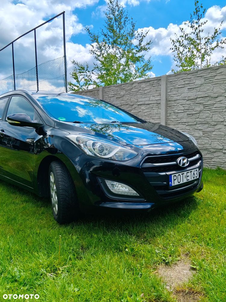 Hyundai i30 1.6 D Classic + DCT - 13
