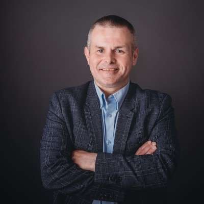 Marek Dejnek
