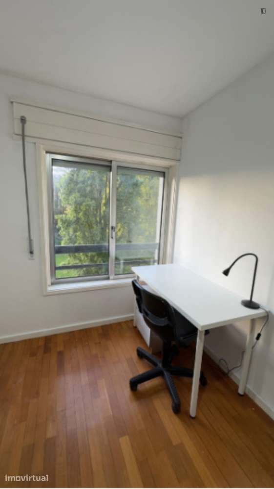 Quarto - localizado em Foz do Douro Porto - Grande imagem: 2/10
