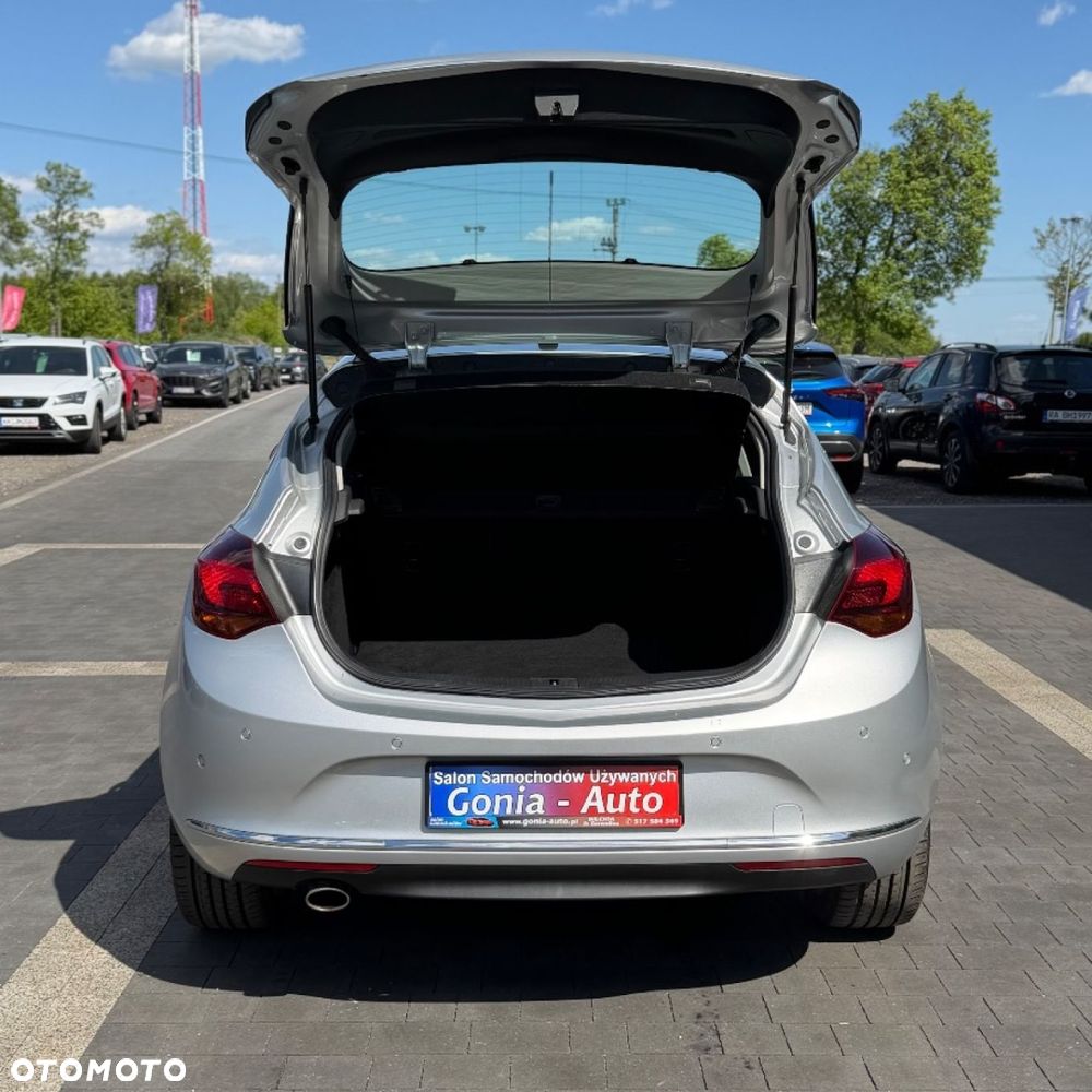 Opel Astra - 11