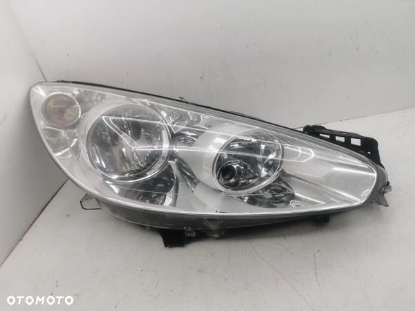 Lampa przednia prawa Peugeot 308 T7 lift 11-14 RCZ prawy przód