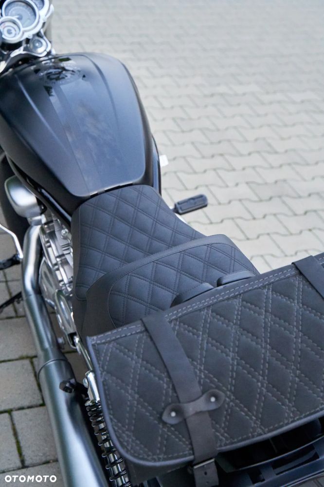 Harley-Davidson V-Rod Muscle - 35