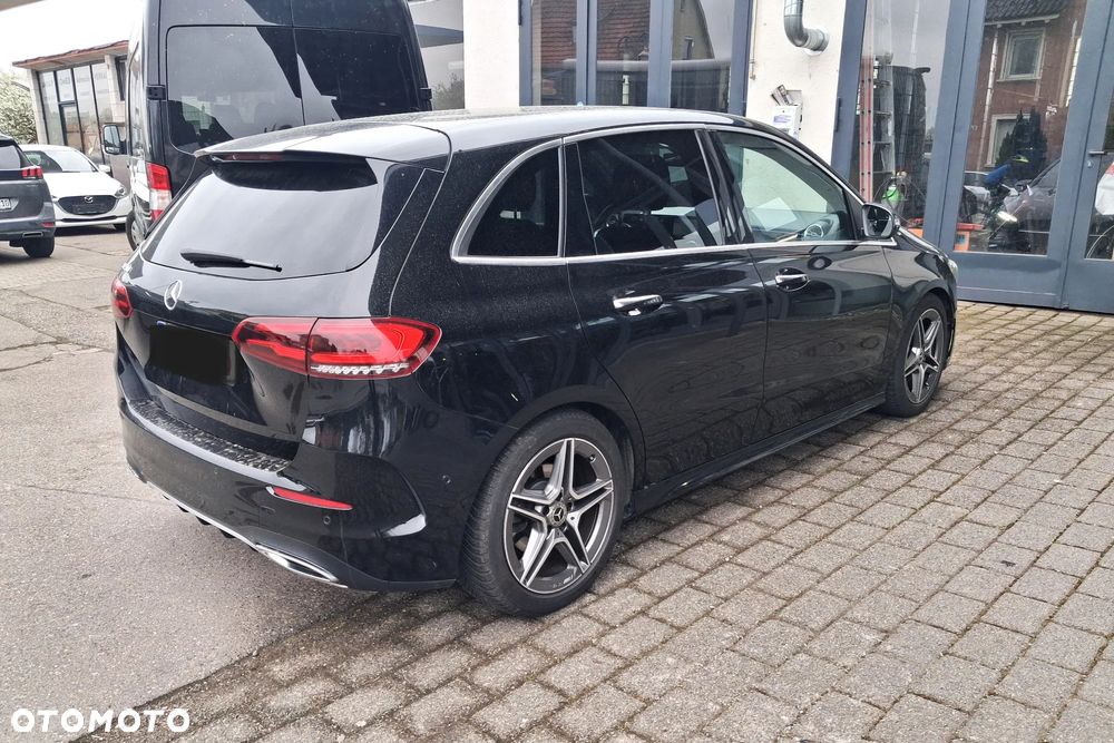 Mercedes-Benz Klasa B 200 AMG Line 7G-DCT - 4