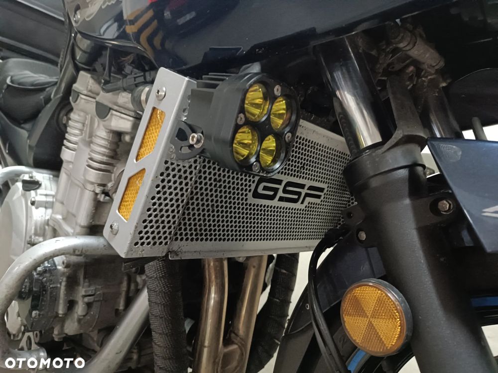 Suzuki Bandit - 2