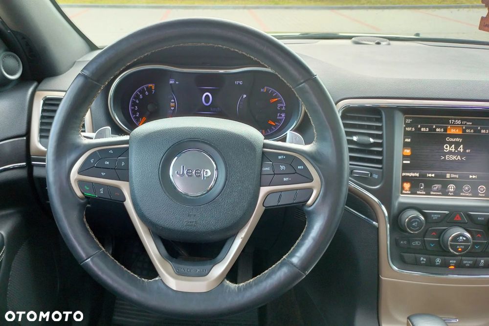 Jeep Grand Cherokee - 17