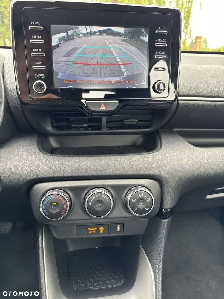 Toyota Yaris - 15