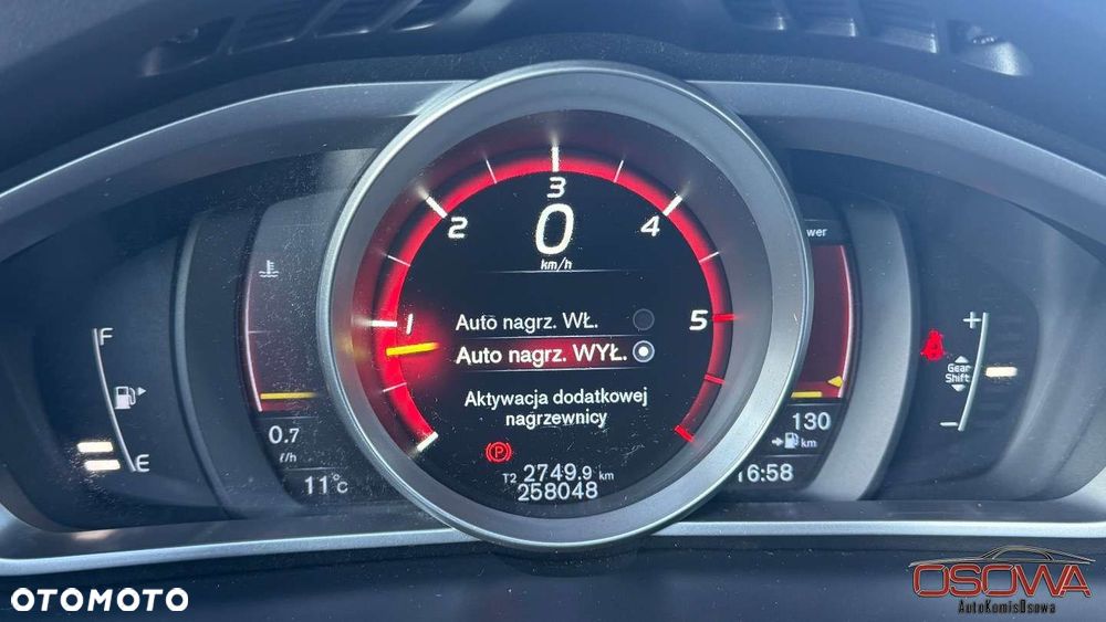 Volvo V40 D3 Drive-E Summum - 40
