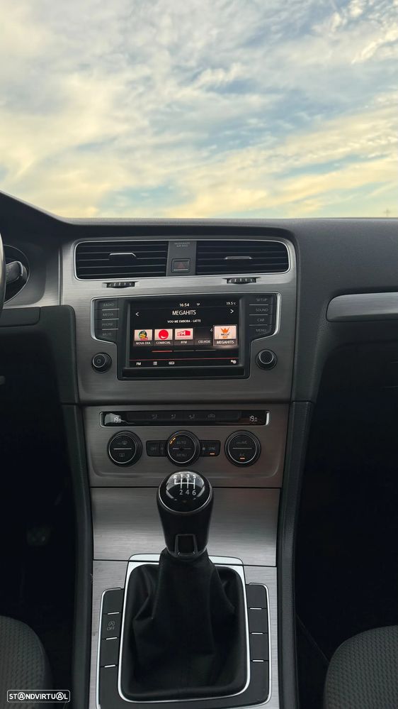 VW Golf 1.6 TDI 4Motion BlueMotion Comfortline - 10