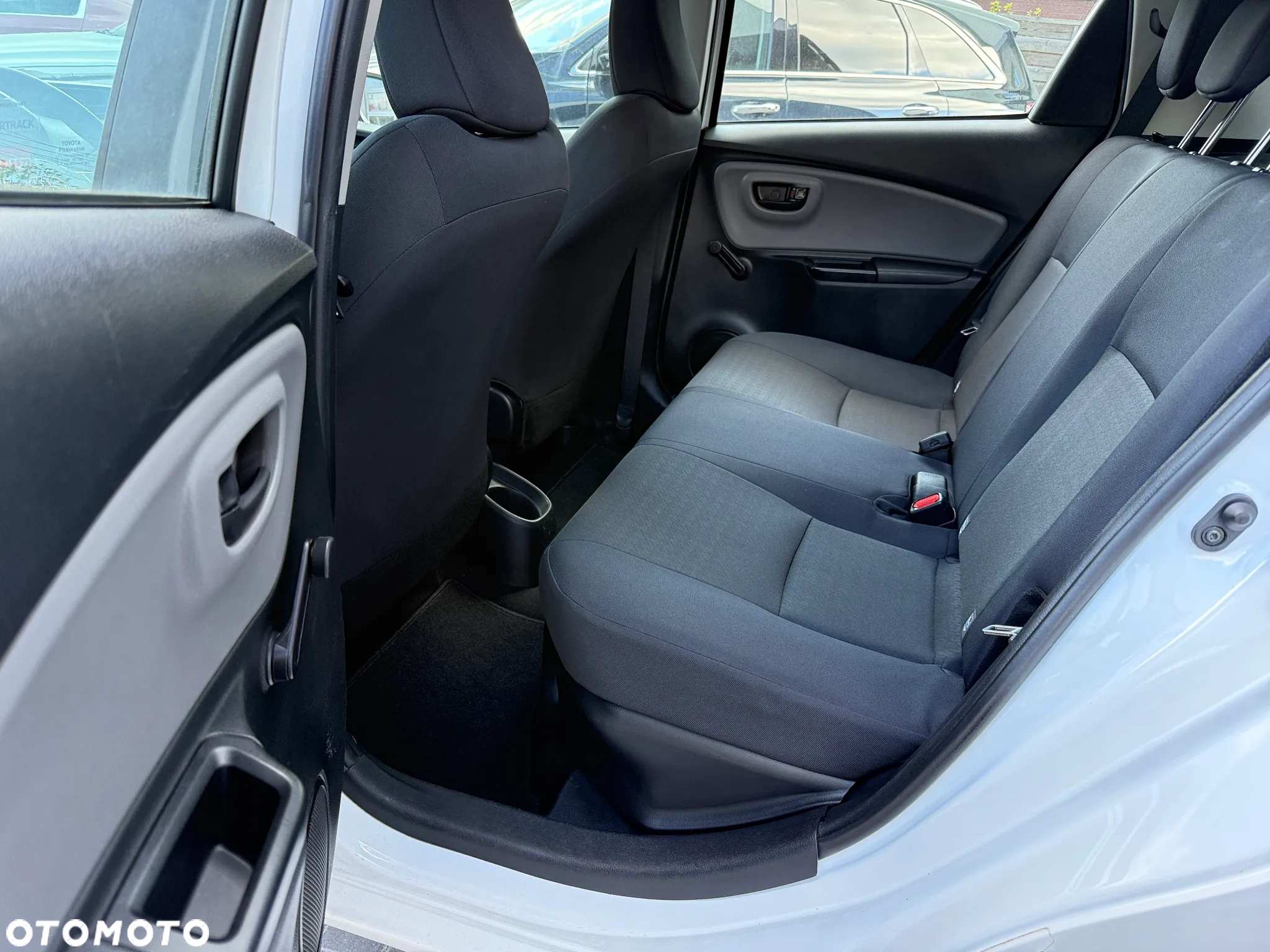 Toyota Yaris - 7