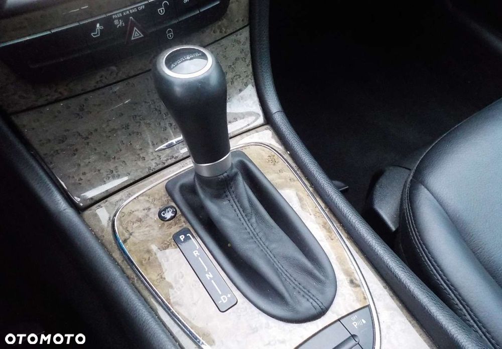 Mercedes-Benz Klasa E - 25