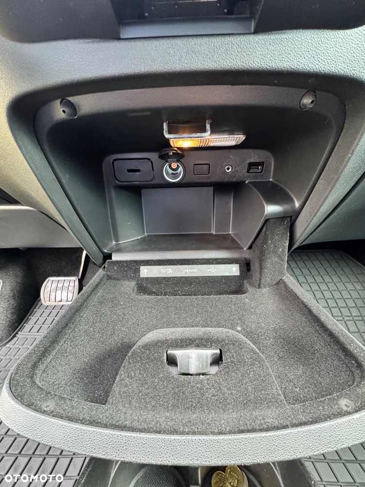 Citroën C4 SpaceTourer - 21