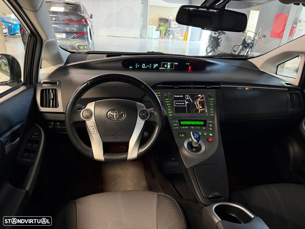 Toyota Prius 1.8 Premium P.Navi+Pele - 27