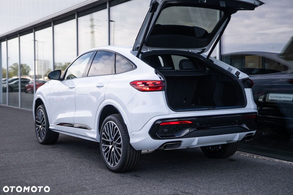 Audi Q5 Sportback - 10