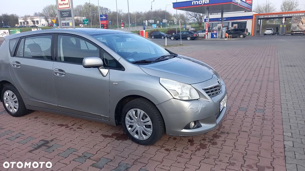 Toyota Verso 1.8 Premium EU5 7os - 9