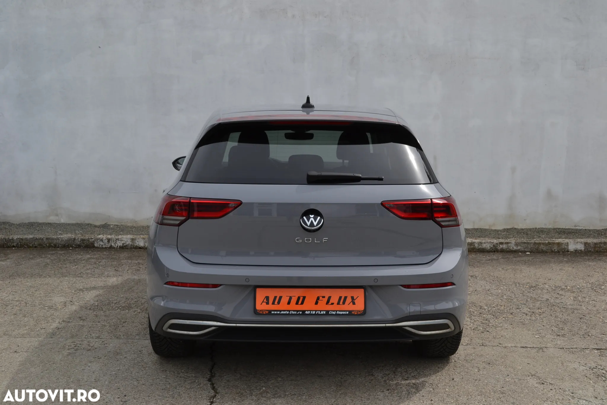 Volkswagen Golf - 5