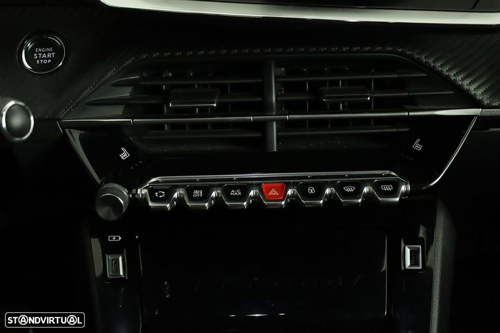 Peugeot 2008 1.2 PureTech GT EAT8 - 13